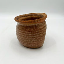 Load image into Gallery viewer, Ceramic Wall Hanging Pot

