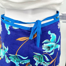 Load image into Gallery viewer, Tropical Tie Shorts
