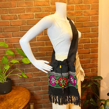Load image into Gallery viewer, Black Floral &amp; Fringe Embroidered Tote
