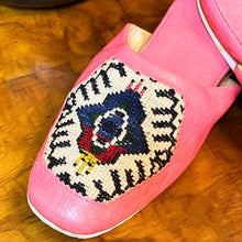 Load image into Gallery viewer, Pink Embroidered Slippers
