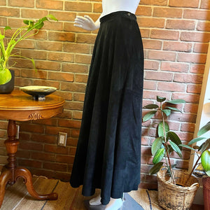 Danier Full Black Suede maxi Skirt