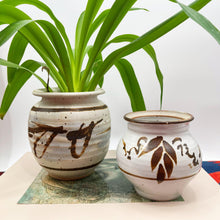 Load image into Gallery viewer, Cream Pottery Pot
