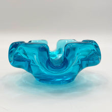 Load image into Gallery viewer, Blue Glass Dish
